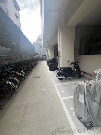 セレニテ江坂ルフレの物件内観写真